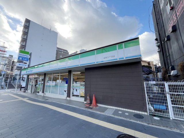 近くに施設あり
