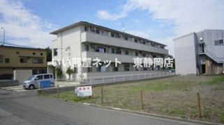 アバンサールの外観画像