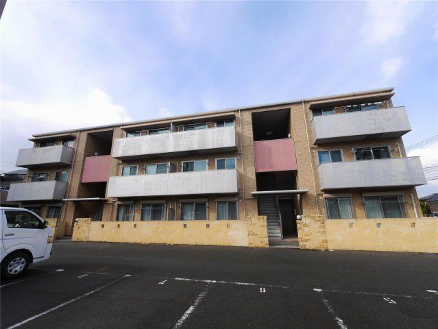 シャーメゾン朽網駅前の外観画像