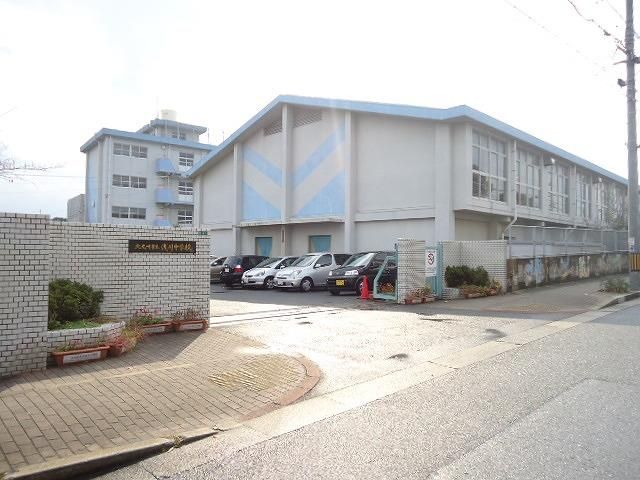 浅川中学校(526m)