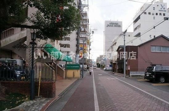 近くに施設あり