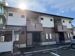 ロイヤルファミールⅡ Aの外観画像