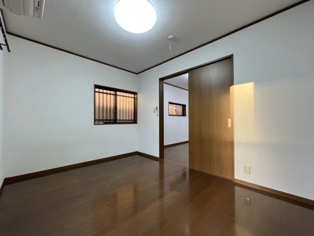 洋室