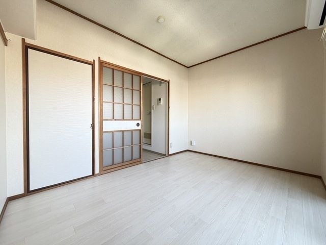 ベッドルーム