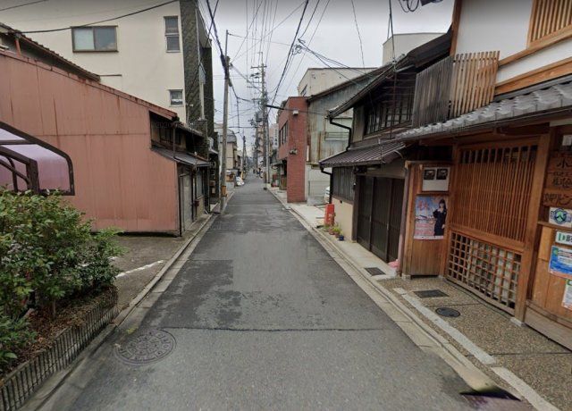近くに施設あり
