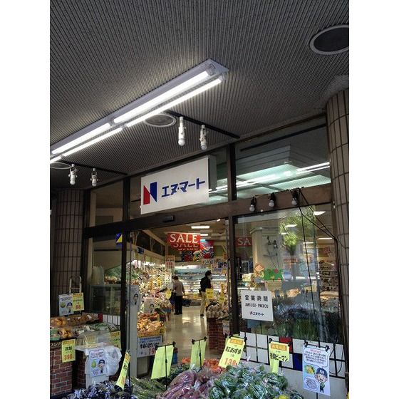 近くに施設あり