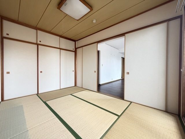 ベッドルーム