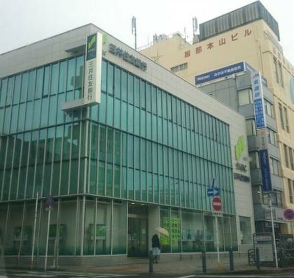近くに施設あり
