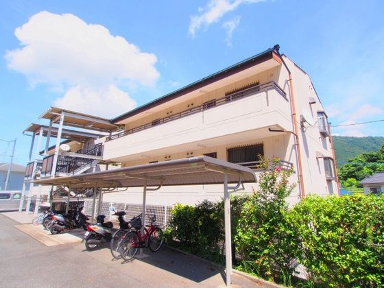 ツインズあまのA棟の外観画像