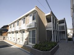 レオパレスプロヴァンスの外観画像