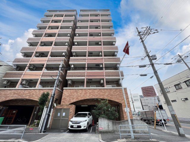 シャルマンフジ阿波座ウェストの外観画像