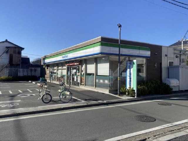 近くに施設あり