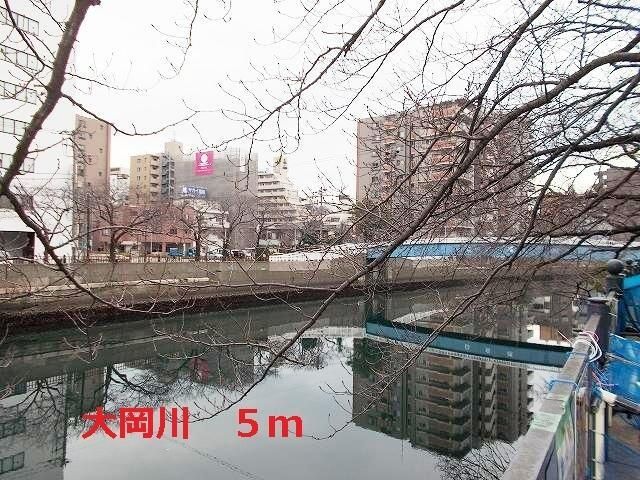 近くに施設あり