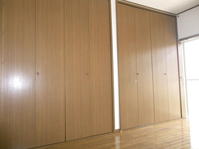 ベッドルーム