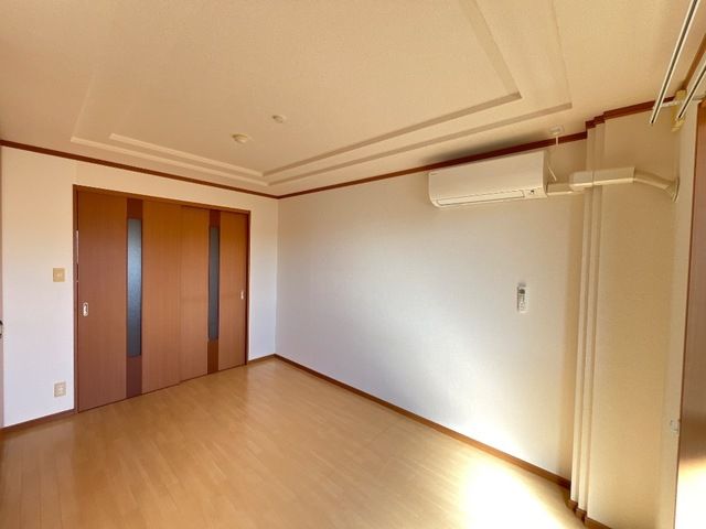 ベッドルーム
