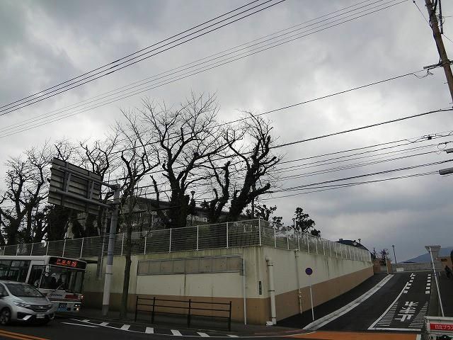 ひびき高校(660m)