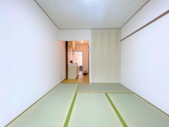 ベッドルーム