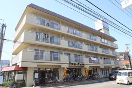 クワモトビルの外観画像