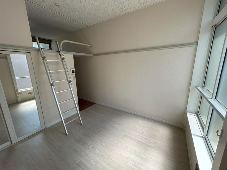 ベッドルーム