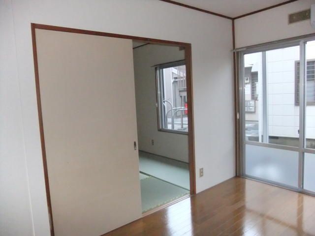 ベッドルーム