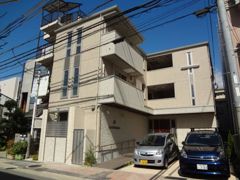 アルファオメガの外観画像