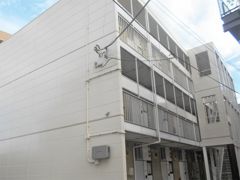 レオパレス片倉の外観画像