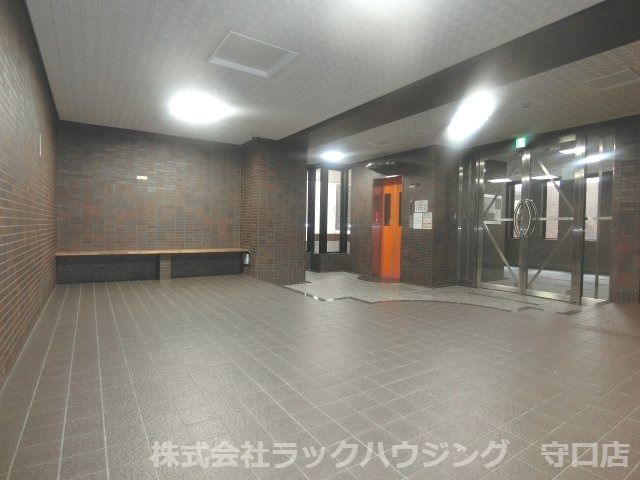 ロビー