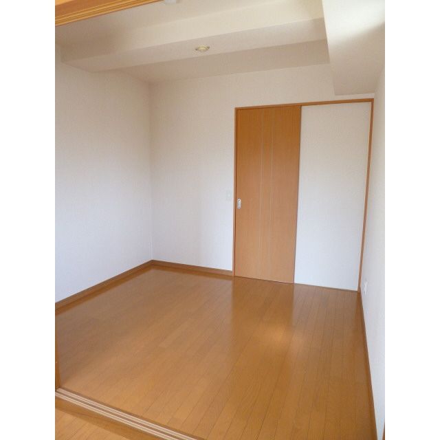 ベッドルーム