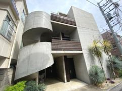 ラ・クローネの外観画像