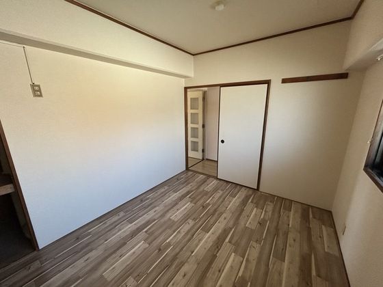 ベッドルーム