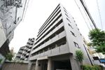 ルーブル学芸大学六番館の外観