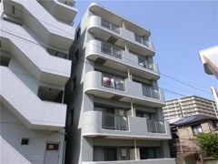 ラ ファミーユの外観画像