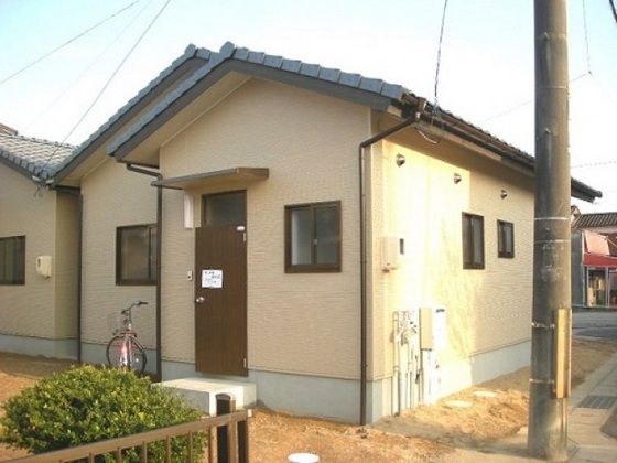 野崎様借家の外観画像