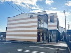 レオパレスピクシス イワタの外観画像