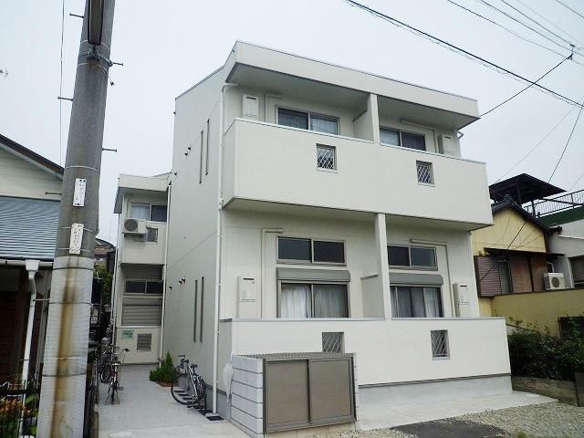 ピュア箱崎東八番館の外観画像
