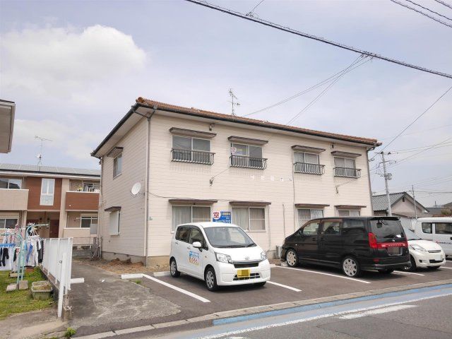 コーポ前隈の外観画像