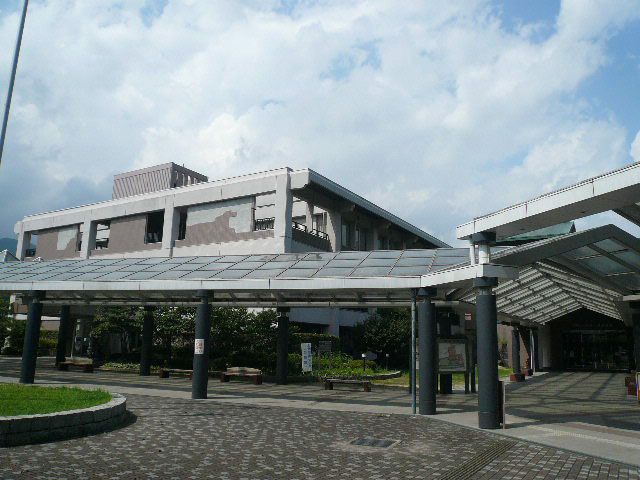 近くに施設あり