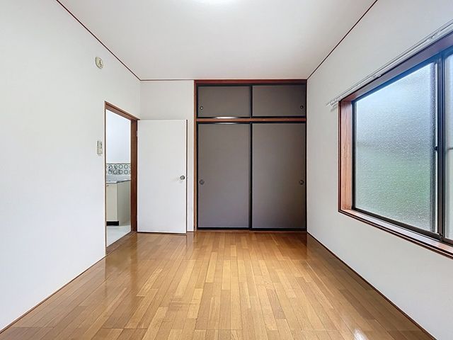 ベッドルーム