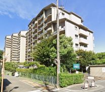 ユニハイム千里丘 1号棟の外観画像