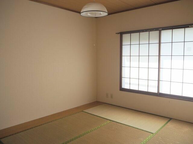 ベッドルーム