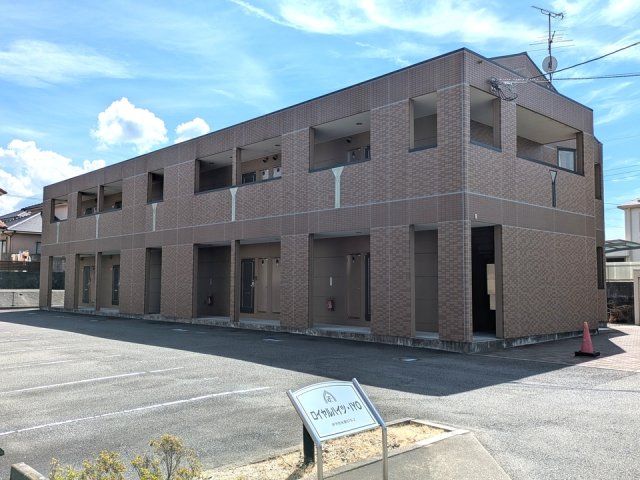 ロイヤルハイツ・IYOの外観画像