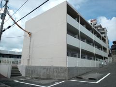 レオパレスOROKUの外観画像