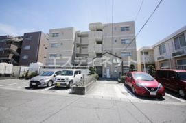 ニューパークメゾン半田の外観画像