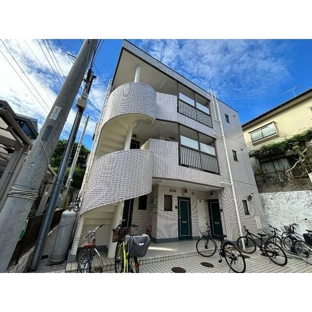 タリーハイム太田窪の外観画像