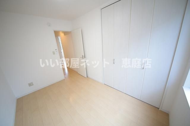 ベッドルーム