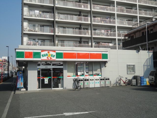 近くに施設あり