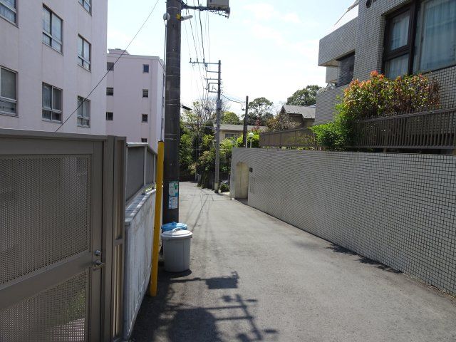 近くに施設あり