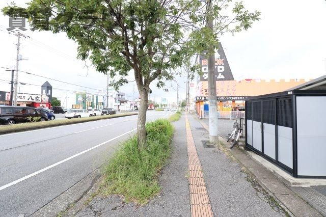 近くに施設あり