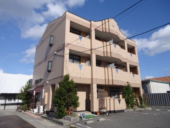 イブ・マキの外観画像