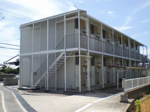 レオパレスセラヴィの外観画像